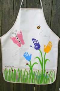 Mother's Day Crafts Round -up From Mom Envy - Apron Little Page Turners