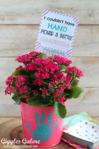 Mother's Day Crafts Round -up From Mom Envy - Giggles Galore Simple Flower pot