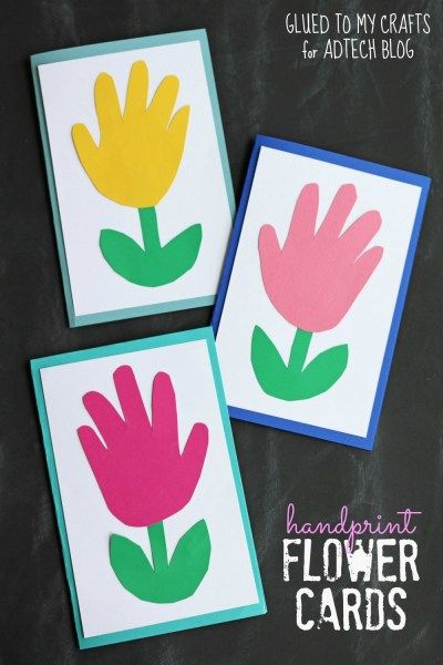 Mother's Day Crafts Round -up From Mom Envy - handprint flower cards from adtech blog