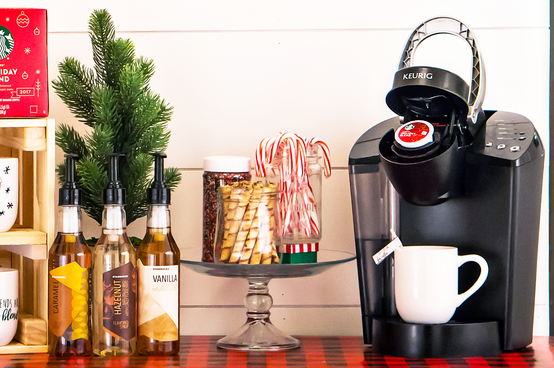 How to Set Up a Holiday Coffee Bar