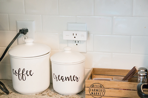 Practical Housewarming Gifts. Some great ideas for practical housewarming gifts that people will actually want. Looking for some nontypical housewarming gift ideas? Look no further! These gifts are also great ideas for Christmas gifts for adults, or birthday gifts for adults. #housewarming #newhomeowner #homeowners