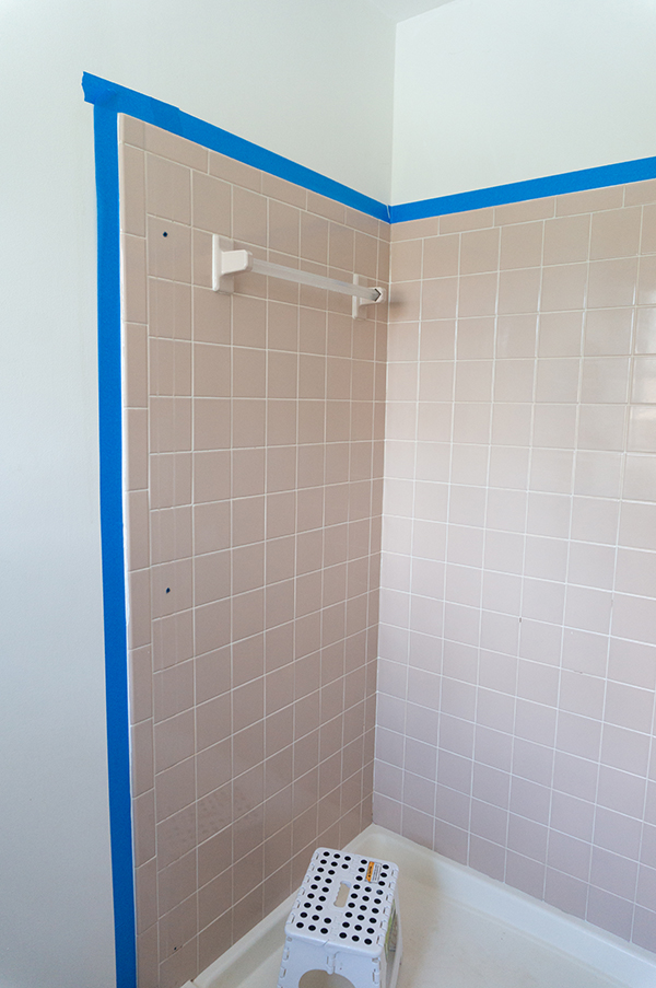 Can you paint tile? You bet you can! Learn about tub and tile deglazing and how easy it can be. #bathroom #remodel #diy