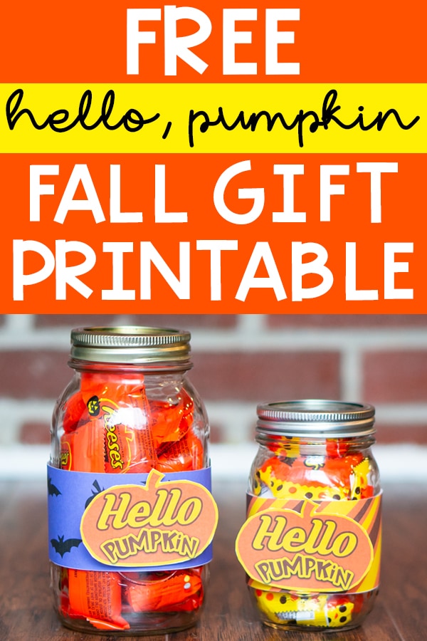 Hello Pumpkin - Reeses Gift - Download this free Hello Pumpkin printable and add some Reese's pumpkins (or other pumpkin treats) for an adorable fall gift idea. #fallinspiration #freeprintable 