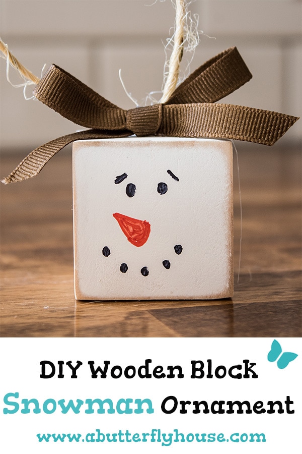 DIY Christmas Decor Gifts - 15 Creative, handmade Christmas gifts for the home. Get inspired and get crafty this holiday season. Great Christmas gift ideas for the Cricut and Silhouette included. #christmasgift #diychristmas #cricut #silhouette 