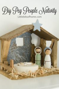 Woodworking Christmas Gifts that will impress your friends and family this year. These 11 creative wood Christmas projects are bound to make your family and friends feel loved. #christmas #christmasgiftideas #christmasdiy