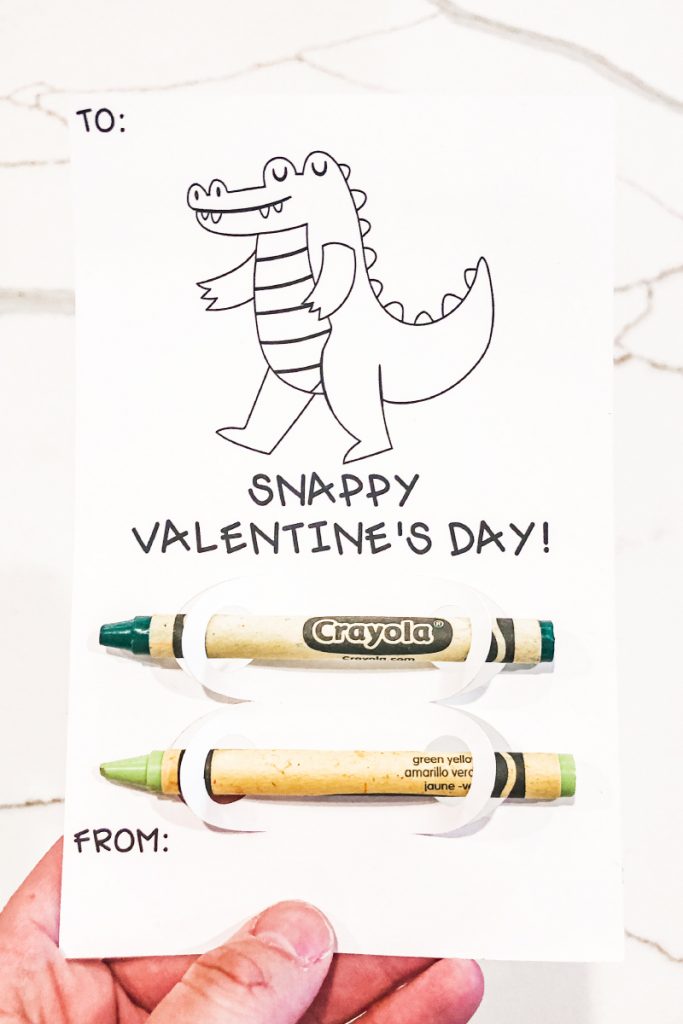 Download Crayon Holder Valentine - Free SVG + Silhouette File