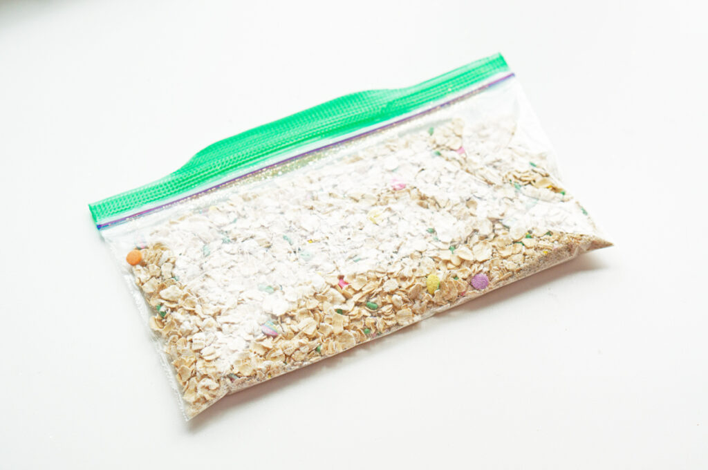 This image shows bunny bait in a snack size sandwich bag.