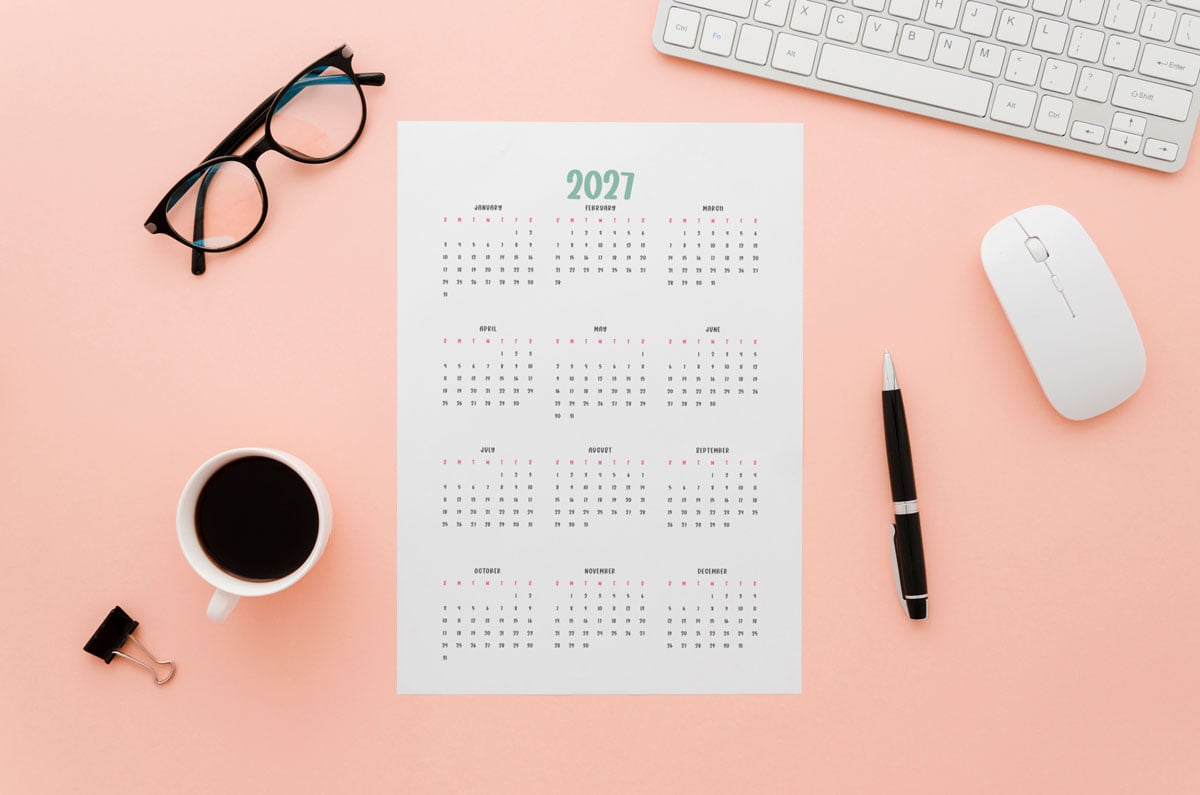 This image shows a 2027 free printable year at a glance calendar you can get for free in this blog post.