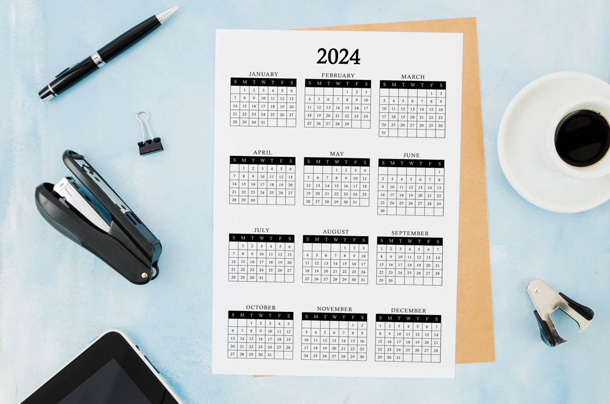 This image shows a 2024 free printable year at a glance calendar you can get for free in this blog post.