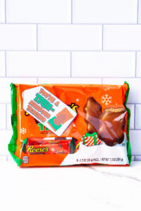 This is one of the free Christmas treat gift tags you can download in this post. It says, You’re a Tremendous Teacher. This version of the tag features the Reese’s Peanut Butter Tree. The tag is attached to a pack of Reese’s Peanut Butter trees.